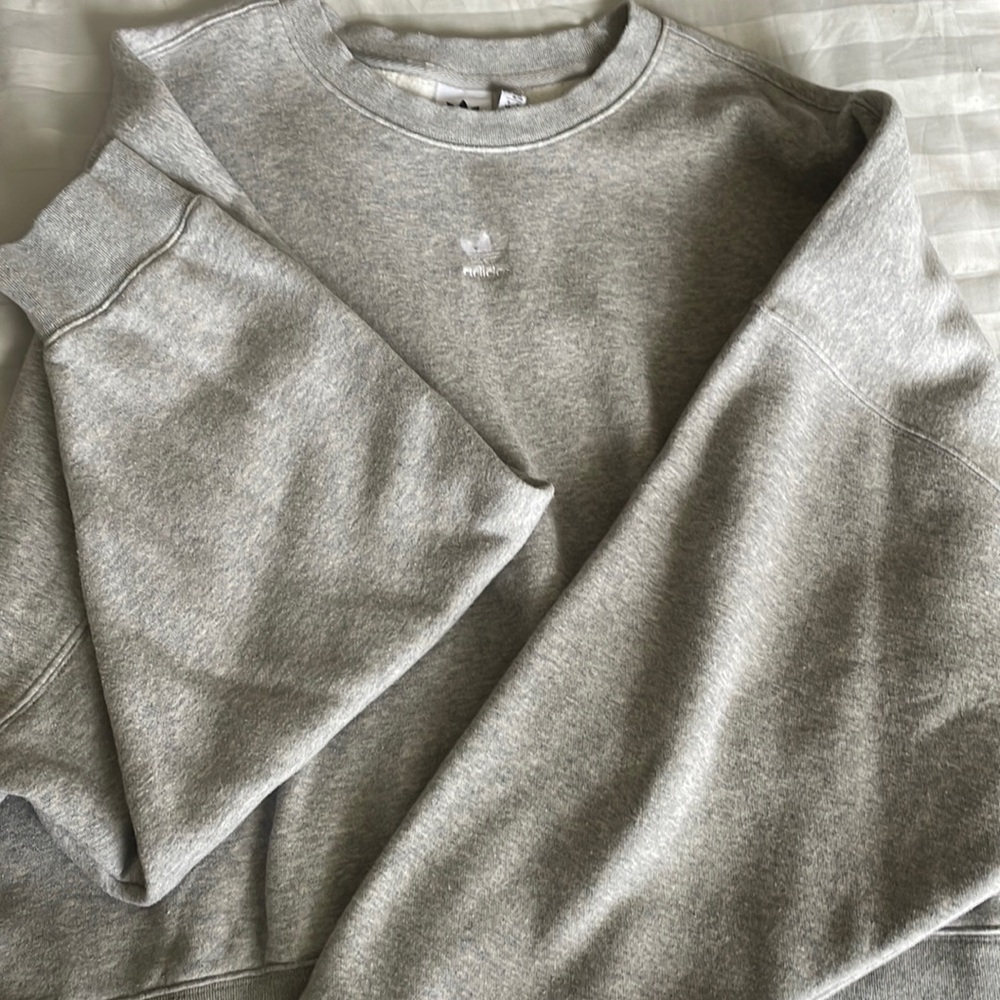 adidas crew neck